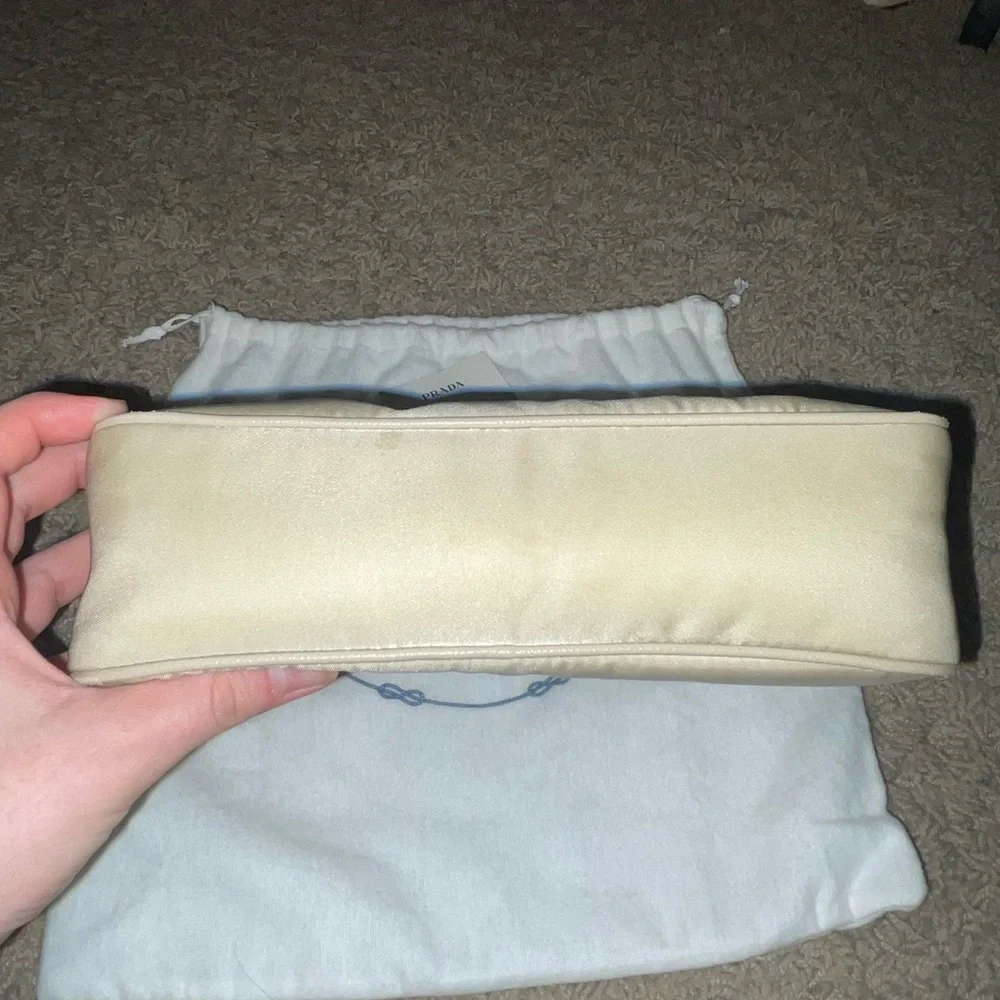Prada Re-Edition Tessuto Re-Nylon Bag - Picture 5 of 14